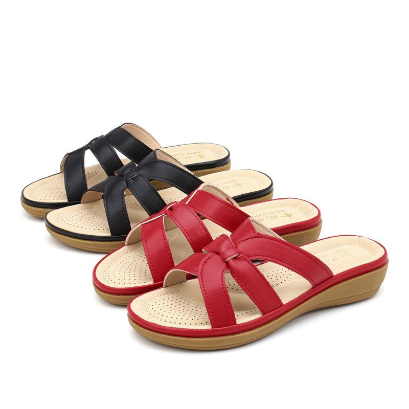 Kvinnor Utskärning Andningsbar Bärbar Comfy Casual Beach Wedges Sandaler