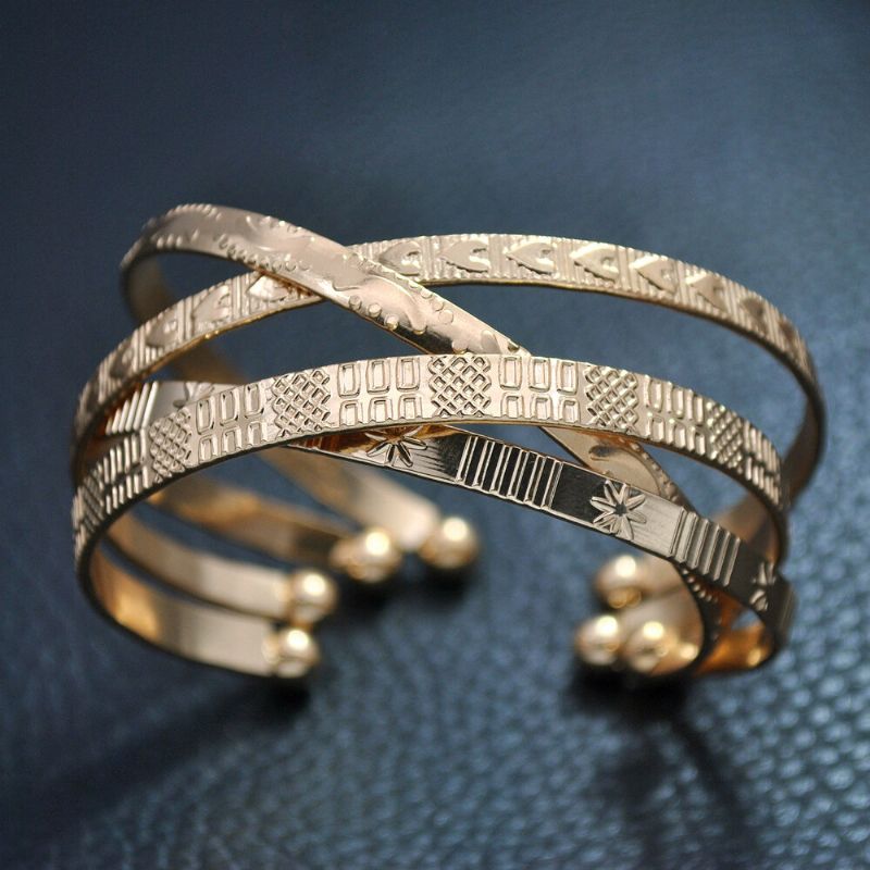 4 St Trendiga Kreativa Guld Öppning Hjärta Star Moon Design Armband Set Dam Armband Smycken