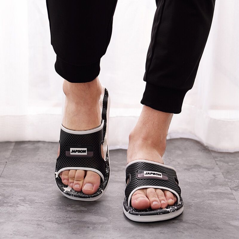 Män Hollow Comfy Soft Sole Slide Sandaler Hem Casual Tofflor