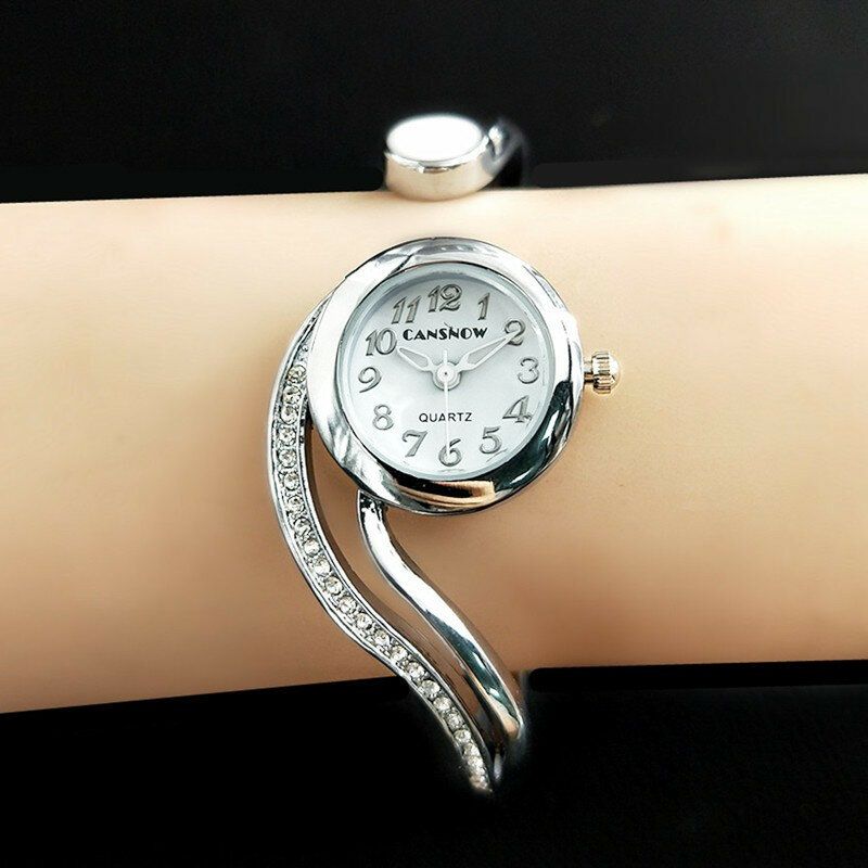 Casual Style Oregelbunden Dam Armband Watch Crystal Quartz Watches