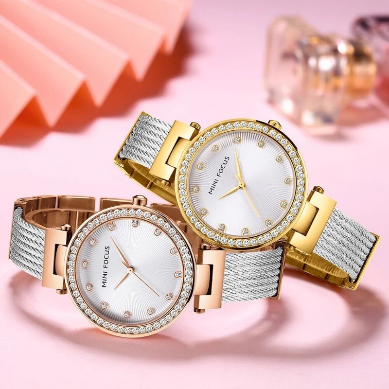 Elegant Rhinestones Dekorationsurtavla 3atm Vattentät Damarmbandsur Quartz Watch