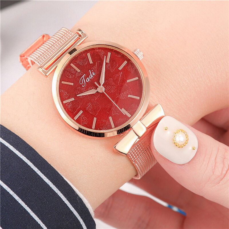 Fashionabla Elegant Damklocka Life Vattentät Legering Justerbart Bandfodral No Number Dial Quartz Watch