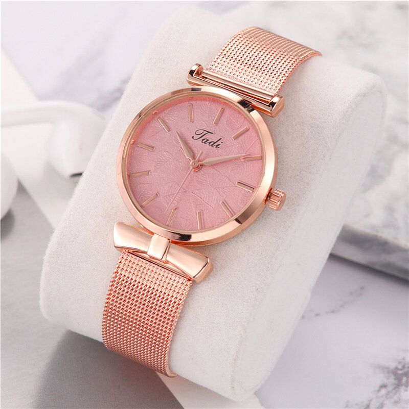 Fashionabla Elegant Damklocka Life Vattentät Legering Justerbart Bandfodral No Number Dial Quartz Watch