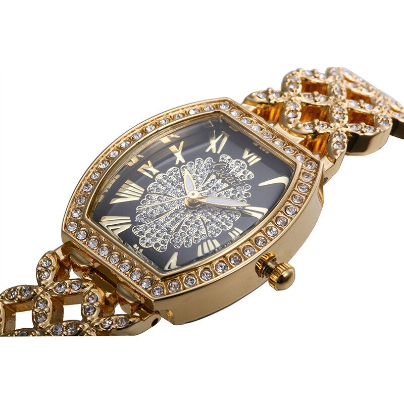 Mode Light Luxury Hollow Diamond Kvinnor Quartz Watch