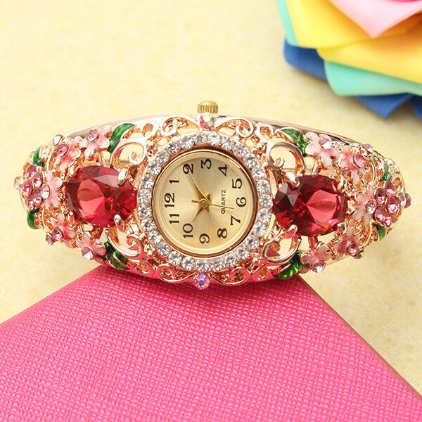 Retro Stil Damarmbandsklocka Flower Diamond Quartz Watch