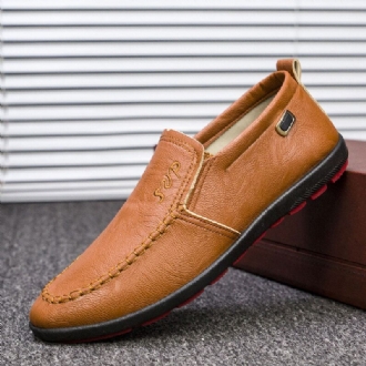 Män Microfiber Läder Andas Mjuk Sula Slip On Bekväma Business Casual Skor