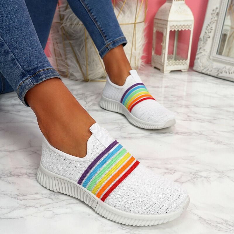 Plus Size Dam Rainbow Stripe Stickade Andningsbara Casual Walking Skor