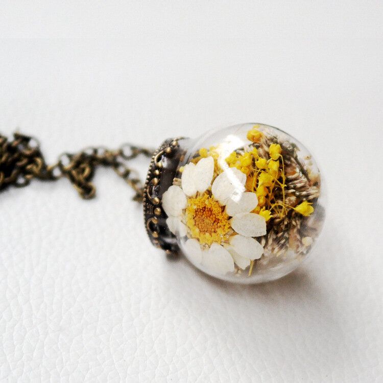 Vintage Daisy Transparent Glas Ball Halsband Handgjorda Torkad Blomma Hänge Långt Halsband