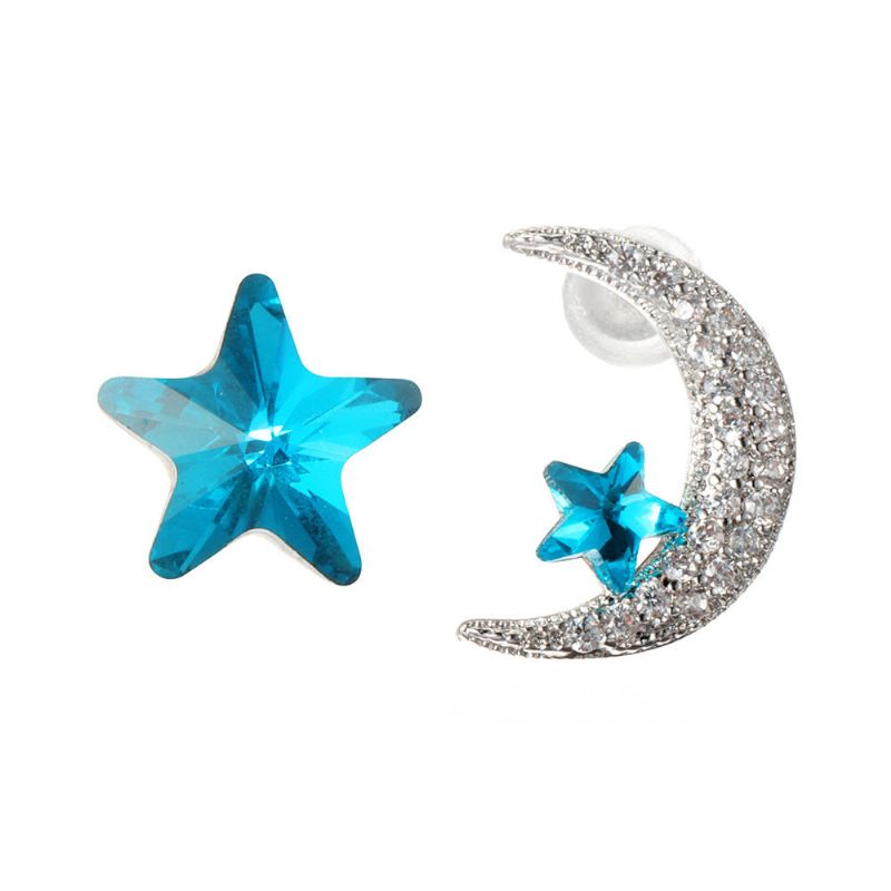 Unikt Asymmetriskt Örhänge Örhänge Lyxigt Micro Paved Zirconia Crystal Star Moon Piercing Örhängen