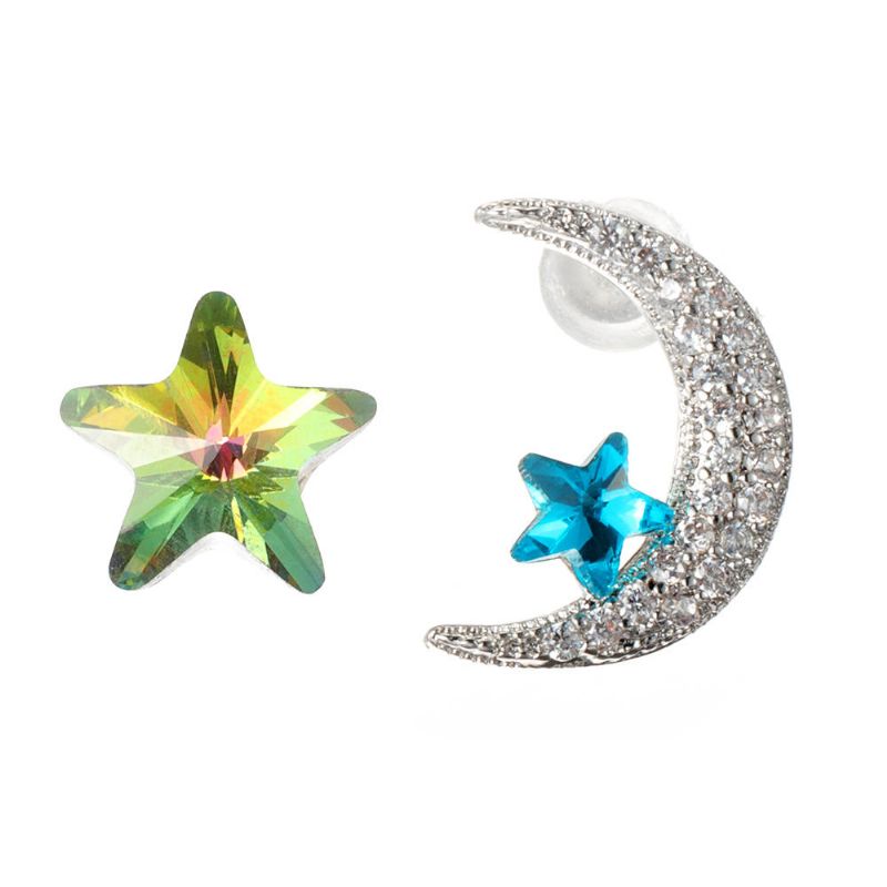 Unikt Asymmetriskt Örhänge Örhänge Lyxigt Micro Paved Zirconia Crystal Star Moon Piercing Örhängen