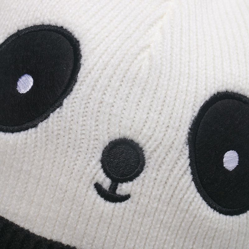 Unisex Stickad Mössa Tecknad Panda Huvudform Broderi Mode Värme Flänsande Mössa