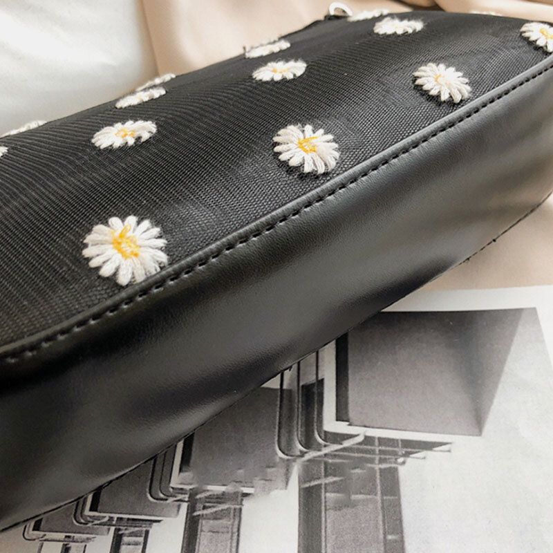 Damprickad Daisy-tryckt Axelväska Crossbody-väska