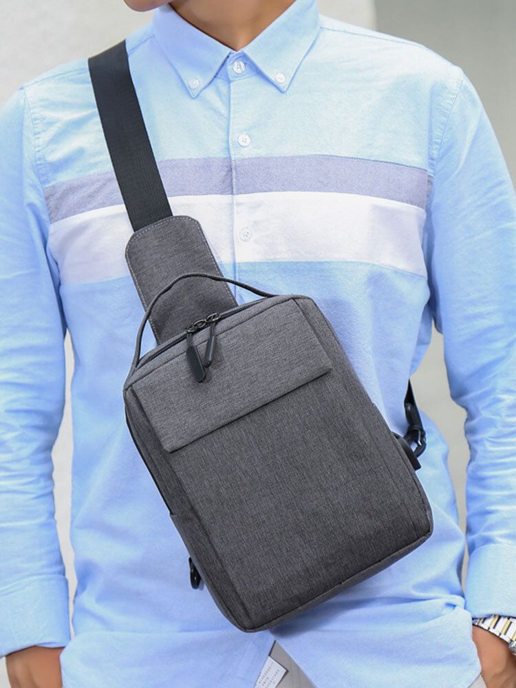 Herr Polyester Usb Laddning Stor Kapacitet Flerlager Business Crossbody Bag Bröstväska Sling Bag