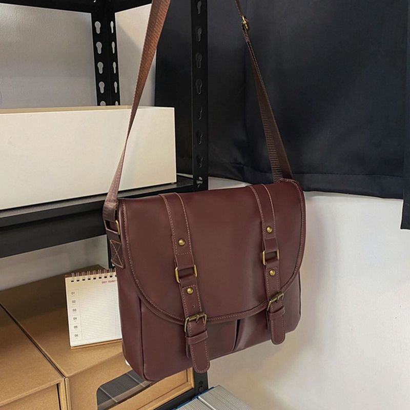 Unisexual Konstläder Vintage Stor Kapacitet Multi Slot Messenger Bag Slitstark Crossbody-väska