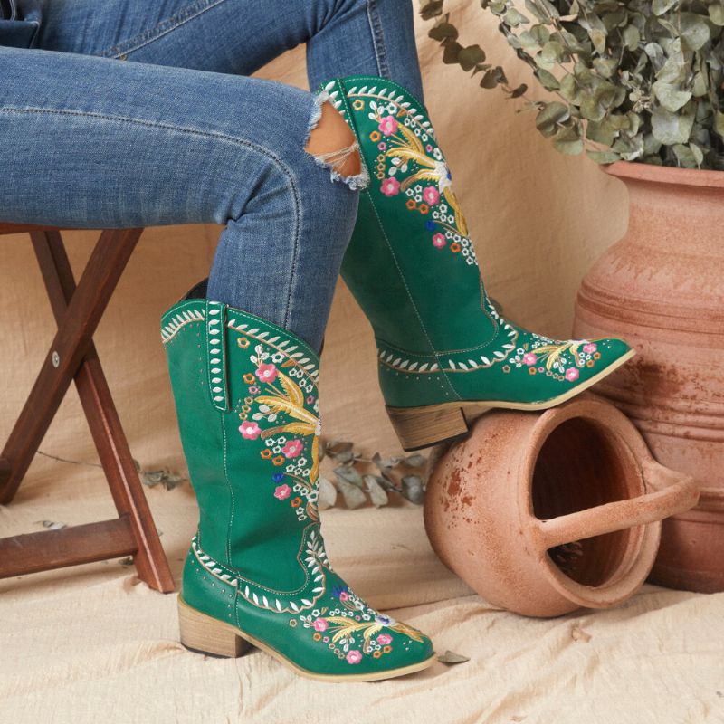 Kvinnor Läder Retro Blomstertryck Bärbar Comfy Slip On Chunky Heel Cowboystövlar Med Mitten Av Vaden