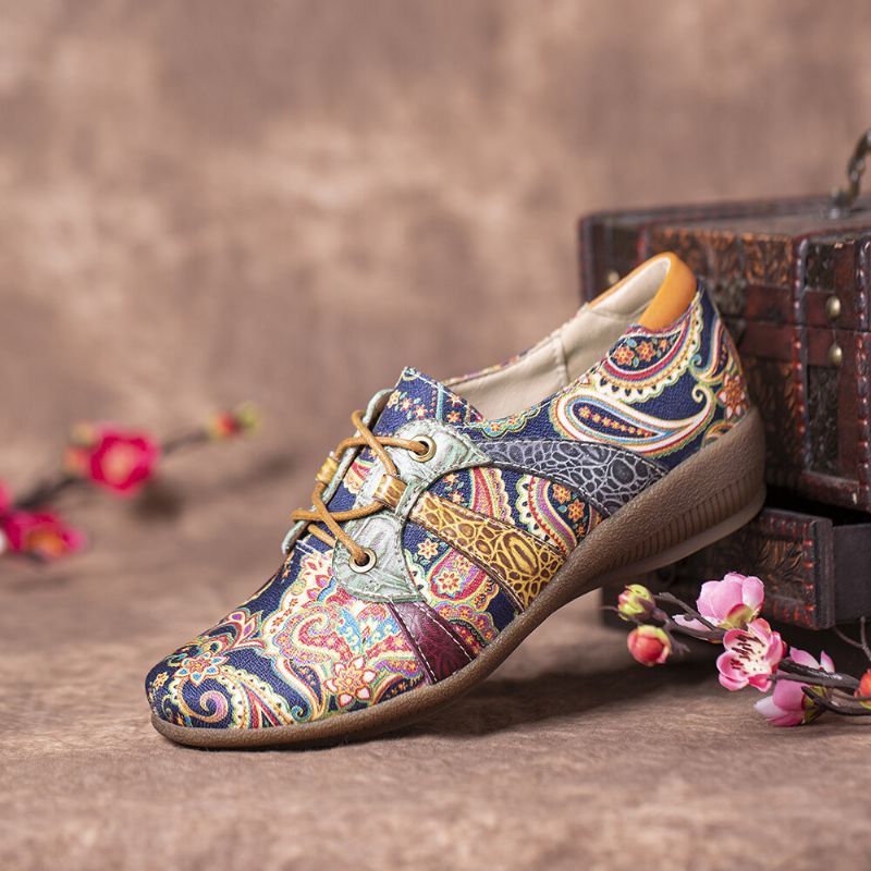 Paisley Retor Floral Splicing Folkways Style Rund Toe Snöra Platta Skor