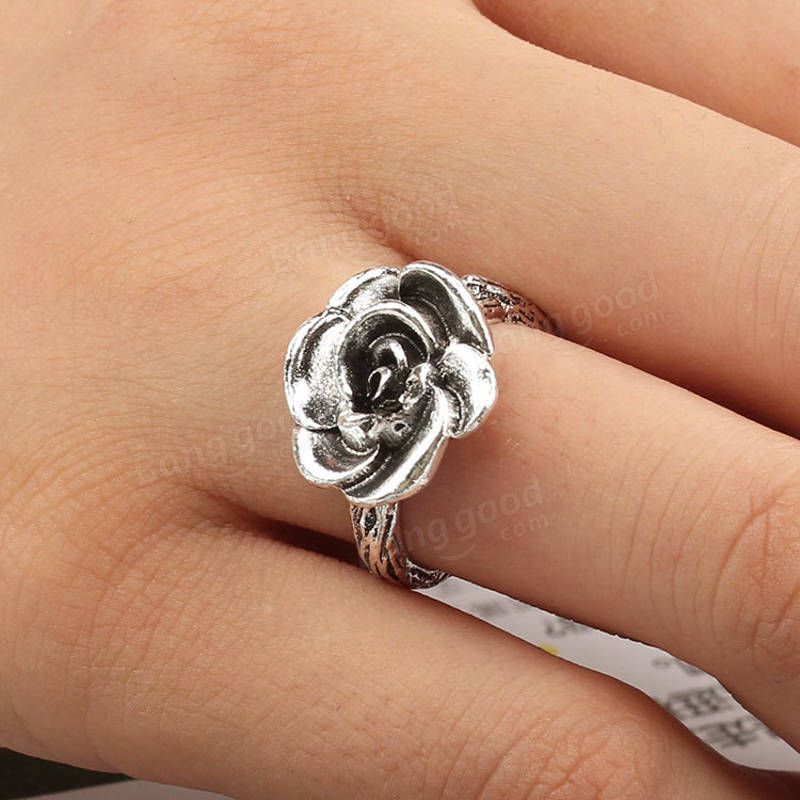 Sweet Flower Antique Silve Finger Rings Elegant Snidad Rose Flower Ring Söt Jewerly For Girl Women