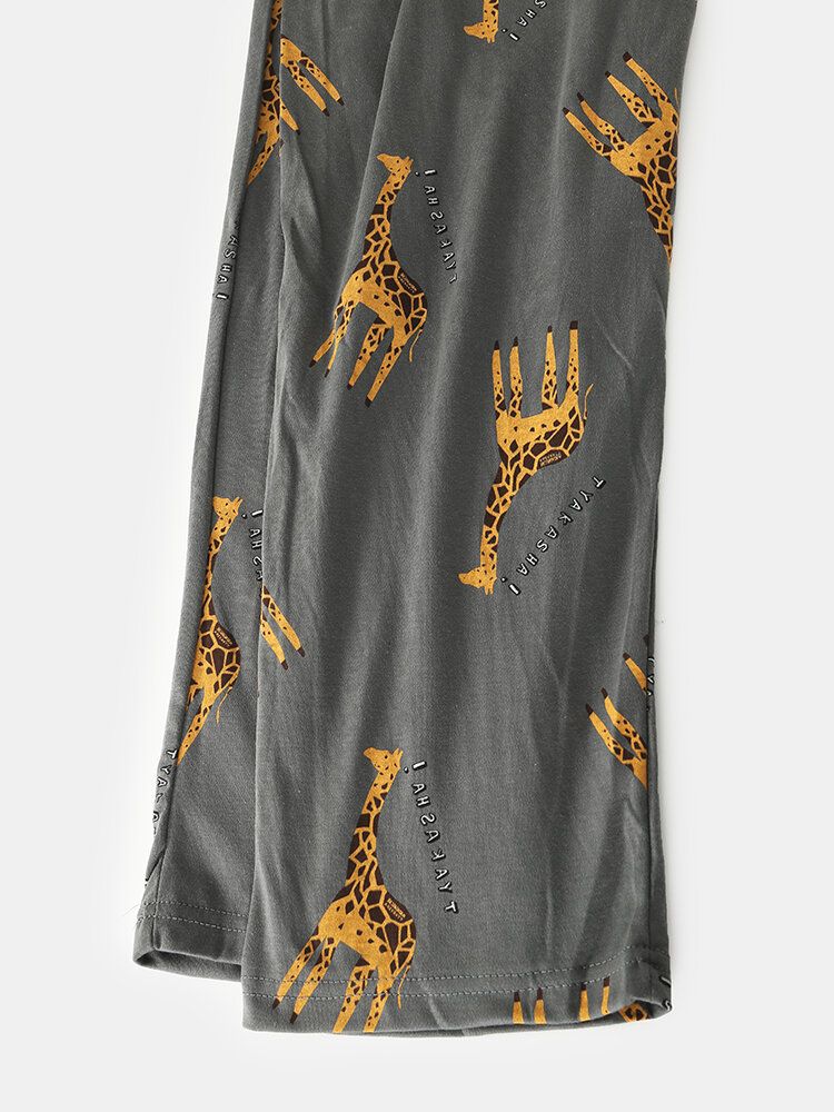 Tecknade Giraffer För Män Med Brevtryck Drop Shoulder Cozy Pyjamas Sets