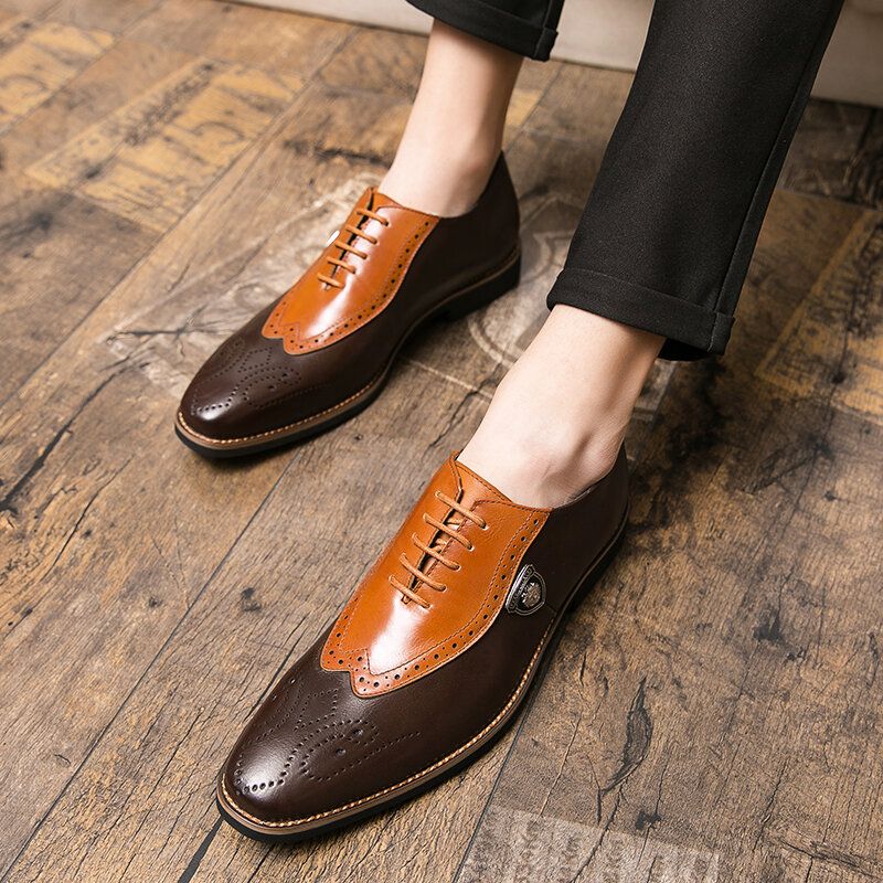 Män Brogue Craved Pointed Toe Spicing Dress Shoes