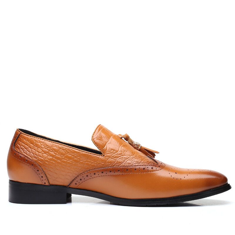 Män Brogue Tofs Decor Klänning Loafers Slip On Business Casual Formell Skor