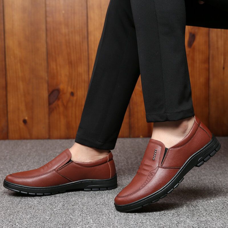 Män Koskinn Läder Mjuk Botten Slip On Varmt Foder Bekväm Klänning Casual Business Skor