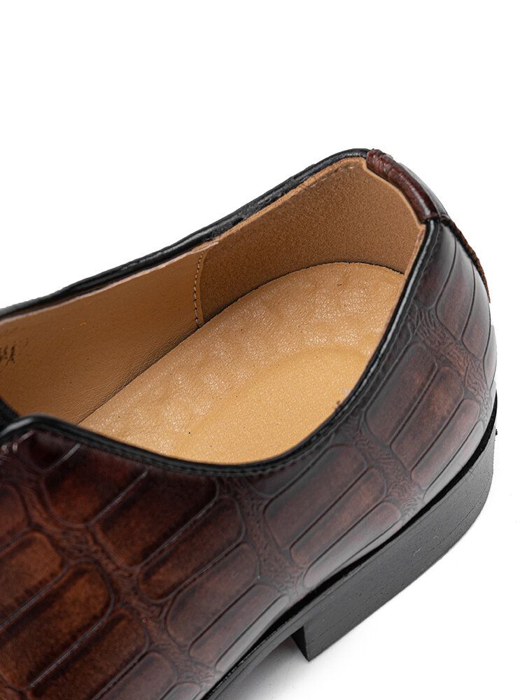 Män Läder Mjuk Sula Spetsig Tå Krokodilmönster Slip On Casual Dress Shoes